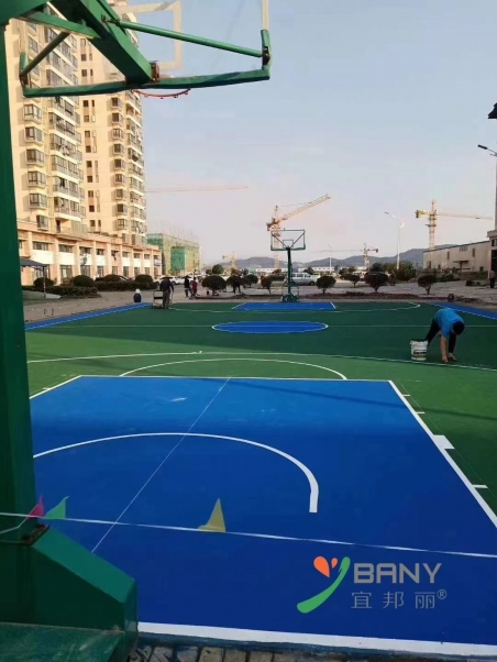 学校球场跑道
